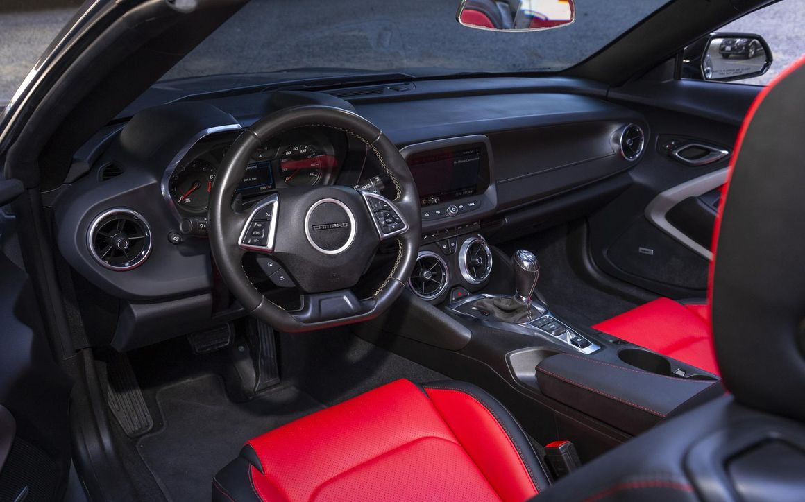 Chevrolet Camaro - image 20
