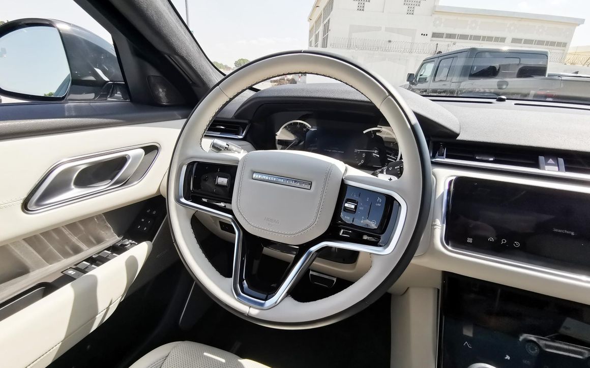 RANGE ROVER VELAR - image 15