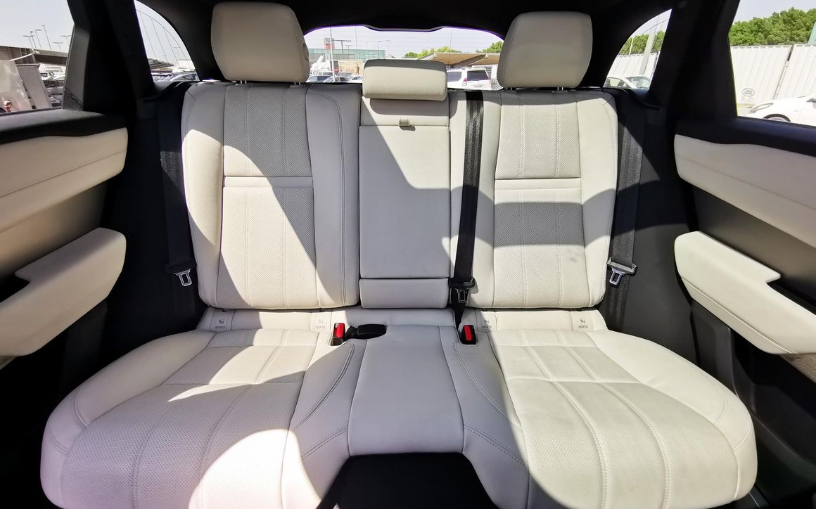 RANGE ROVER VELAR - image 19