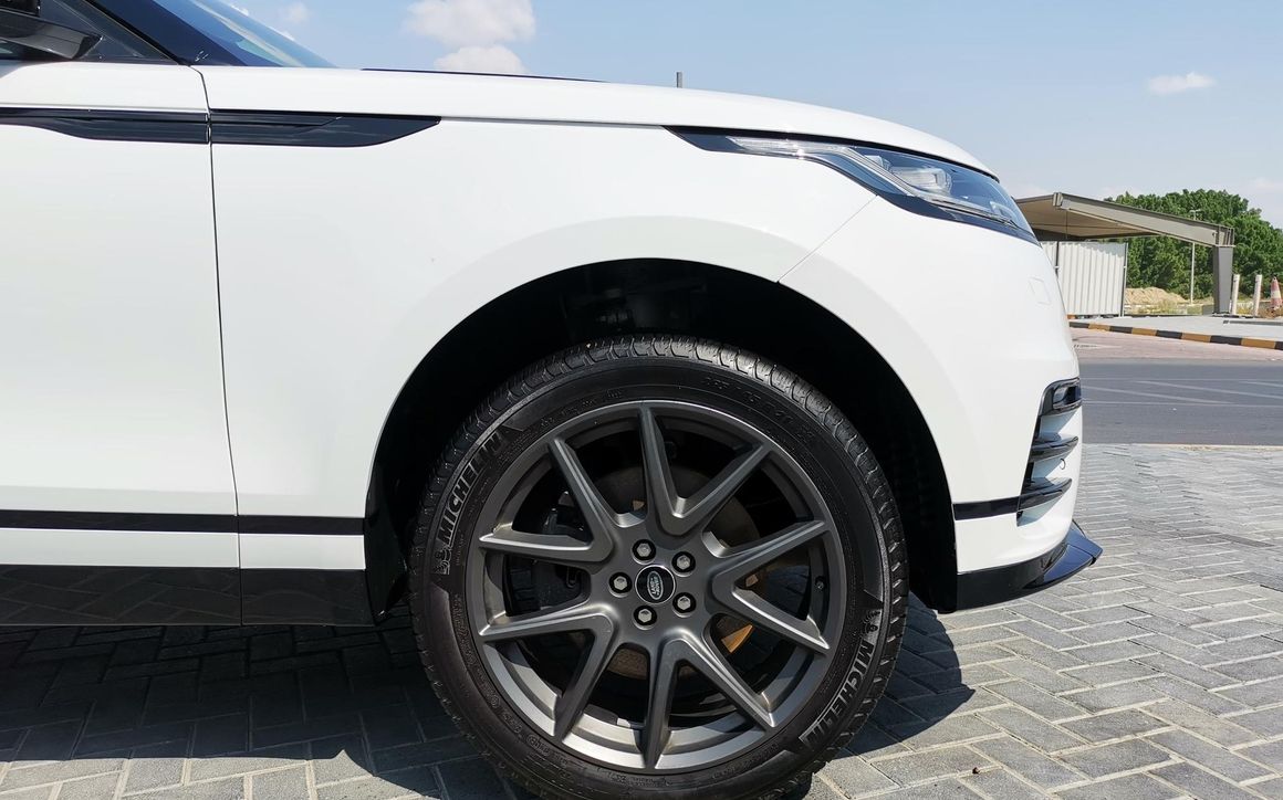 RANGE ROVER VELAR - image 9