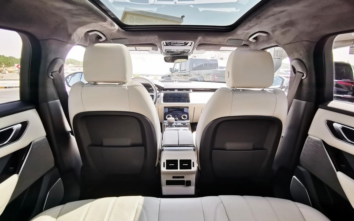RANGE ROVER VELAR - image 18