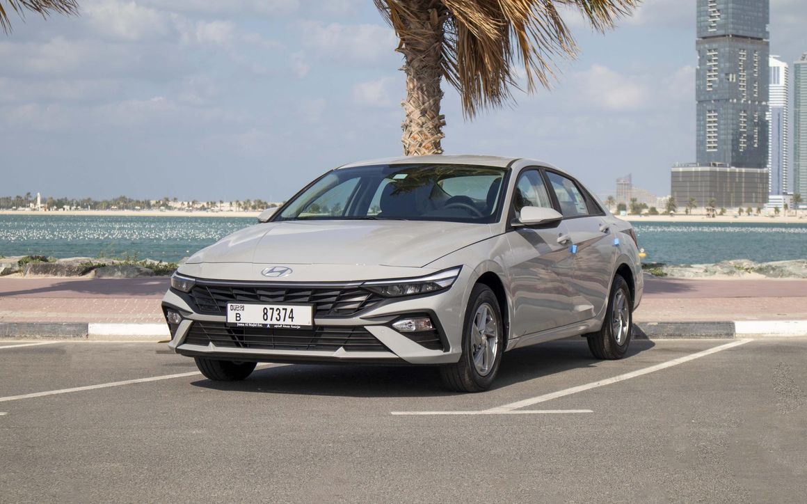 HYUNDAI ELANTRA - image 1