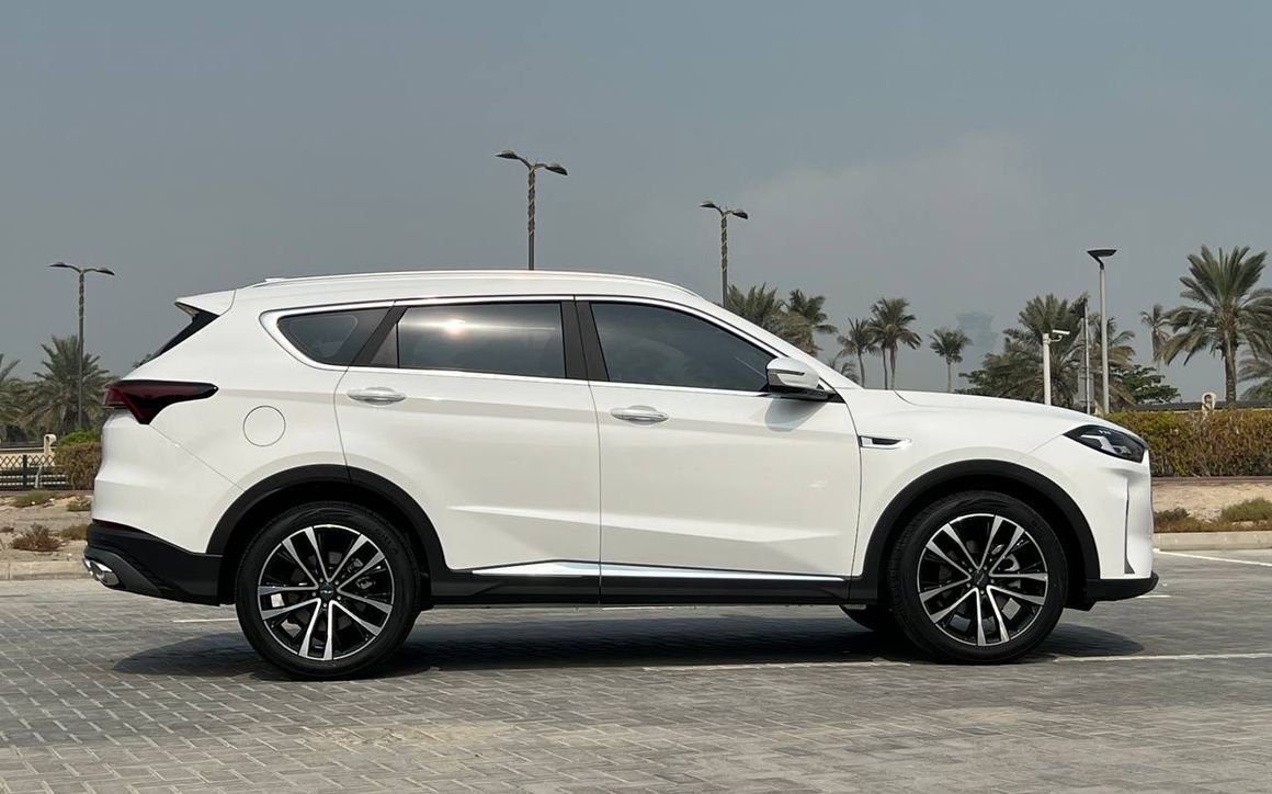 JETOUR X70 PLUS - image 2