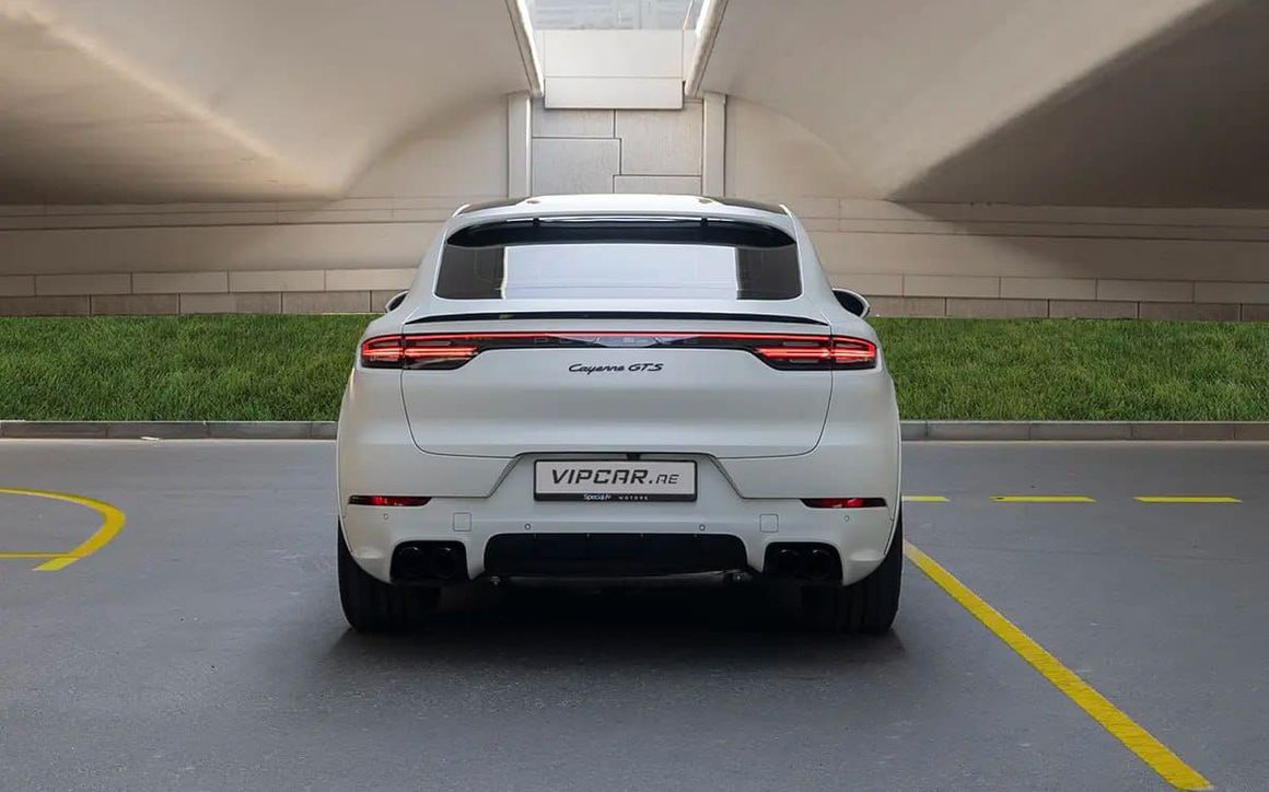 PORSCHE CAYENNE GTS - image 5