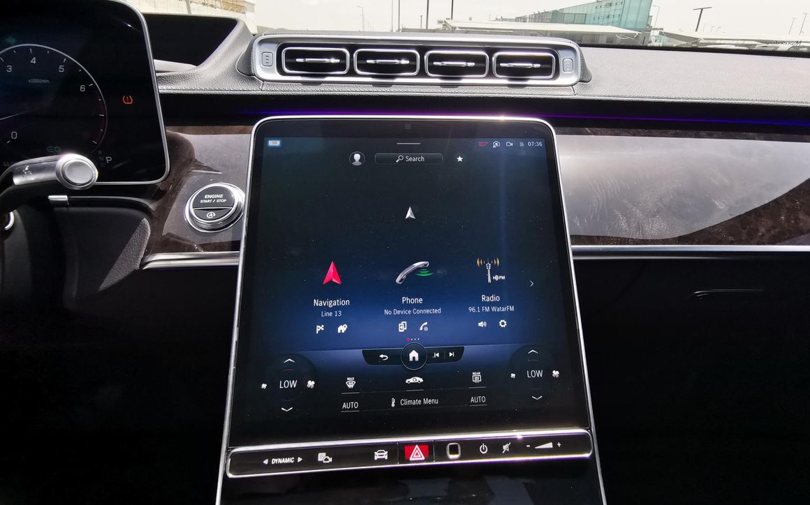 MERCEDES S580 - image 11