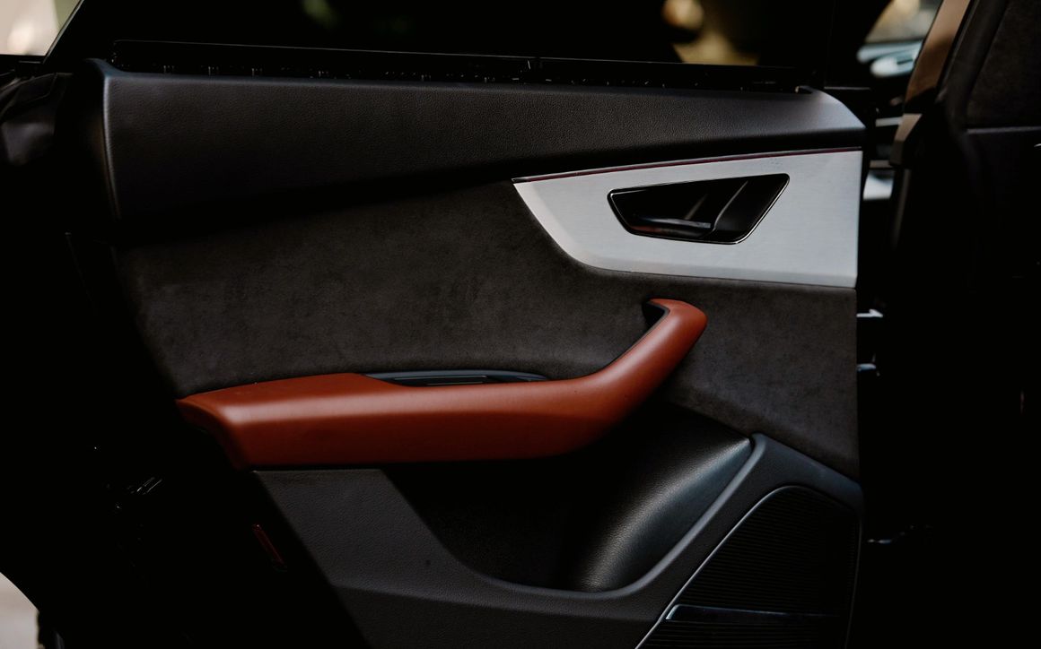 AUDI Q8 - image 11