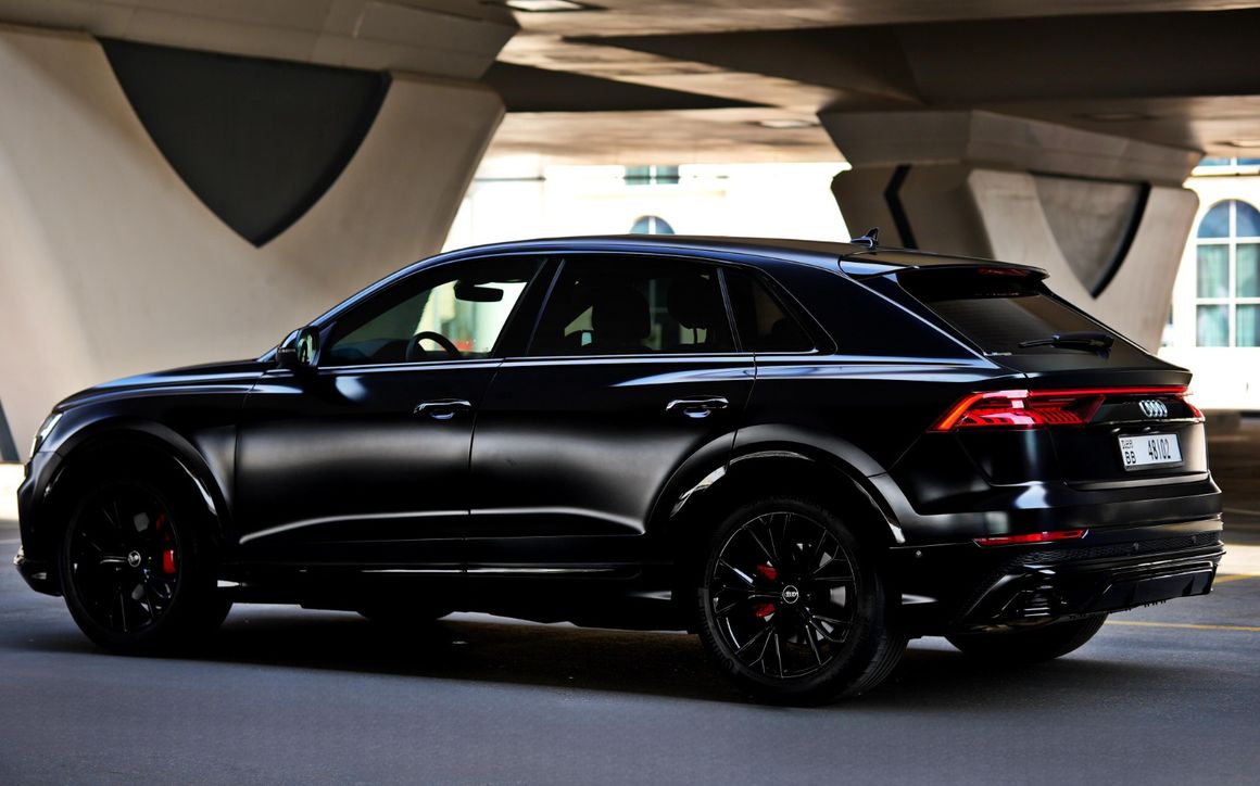 AUDI Q8 - image 3