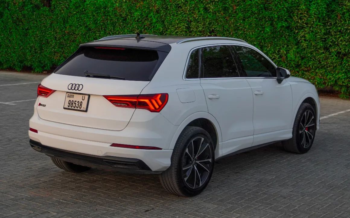 Audi Q3 - image 6
