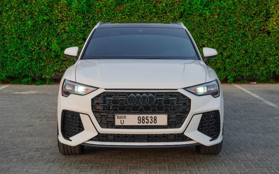 Audi Q3 - image 2