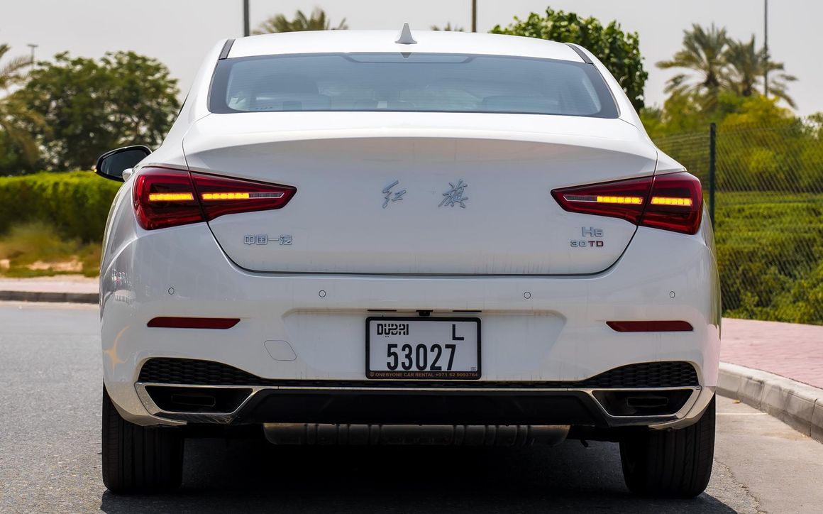 Hongqi H5 - image 5