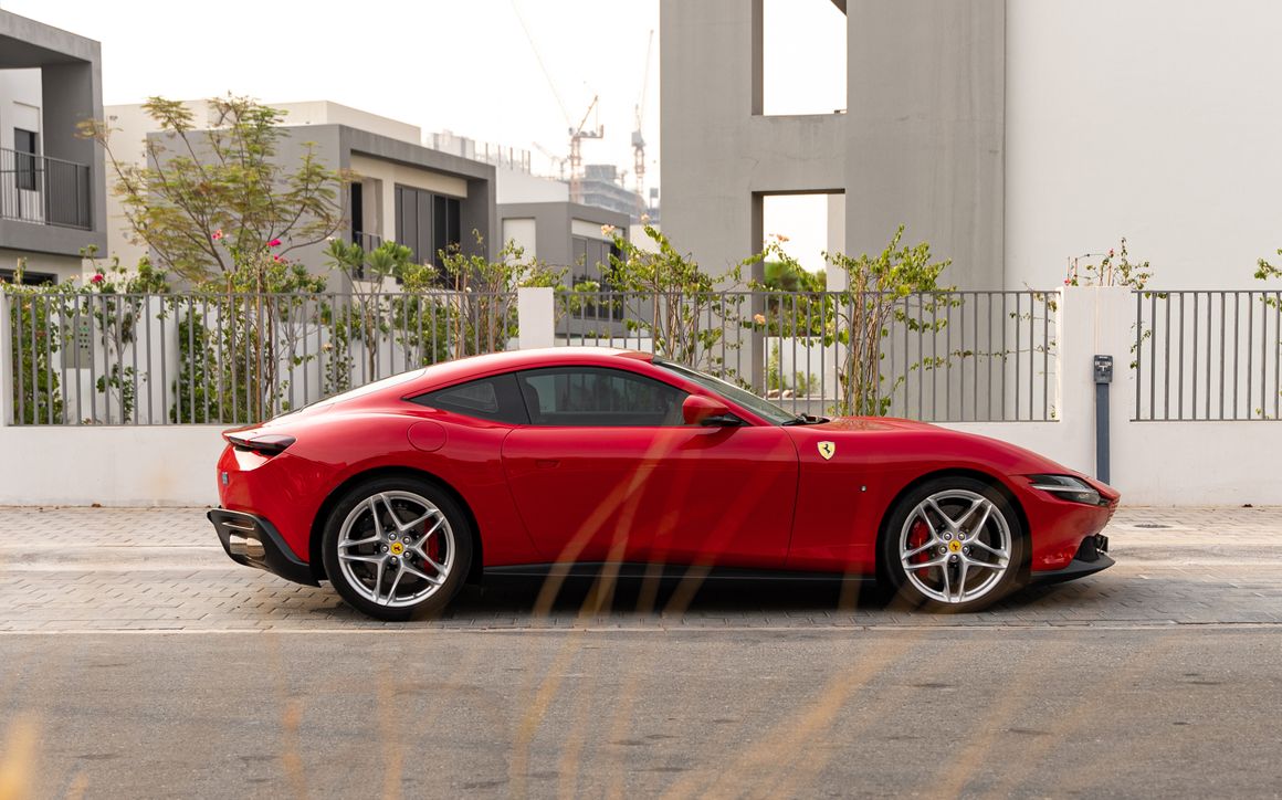 Ferrari Roma - image 2