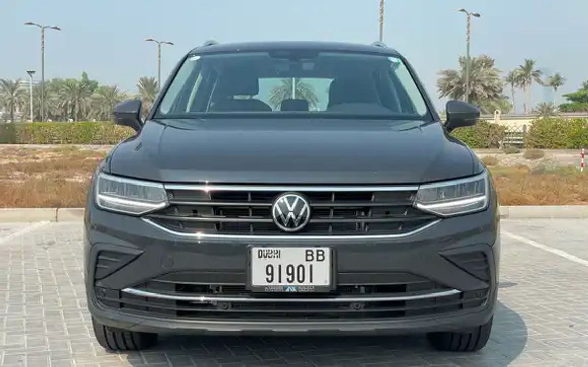 VOLKSWAGEN TIGUAN - image 3