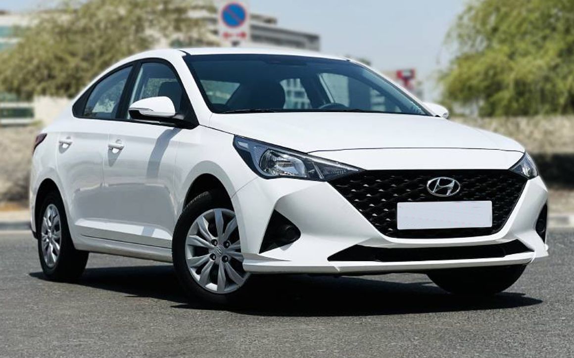 Hyundai Accent - image 1
