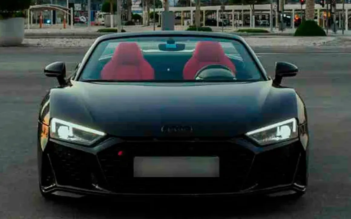 Audi Audi R8 - image 3