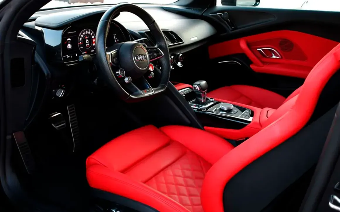 Audi Audi R8 - image 7