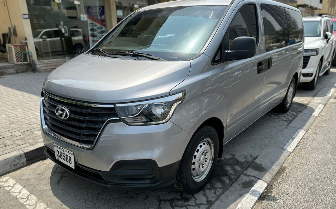 Hyundai H1 - image 1