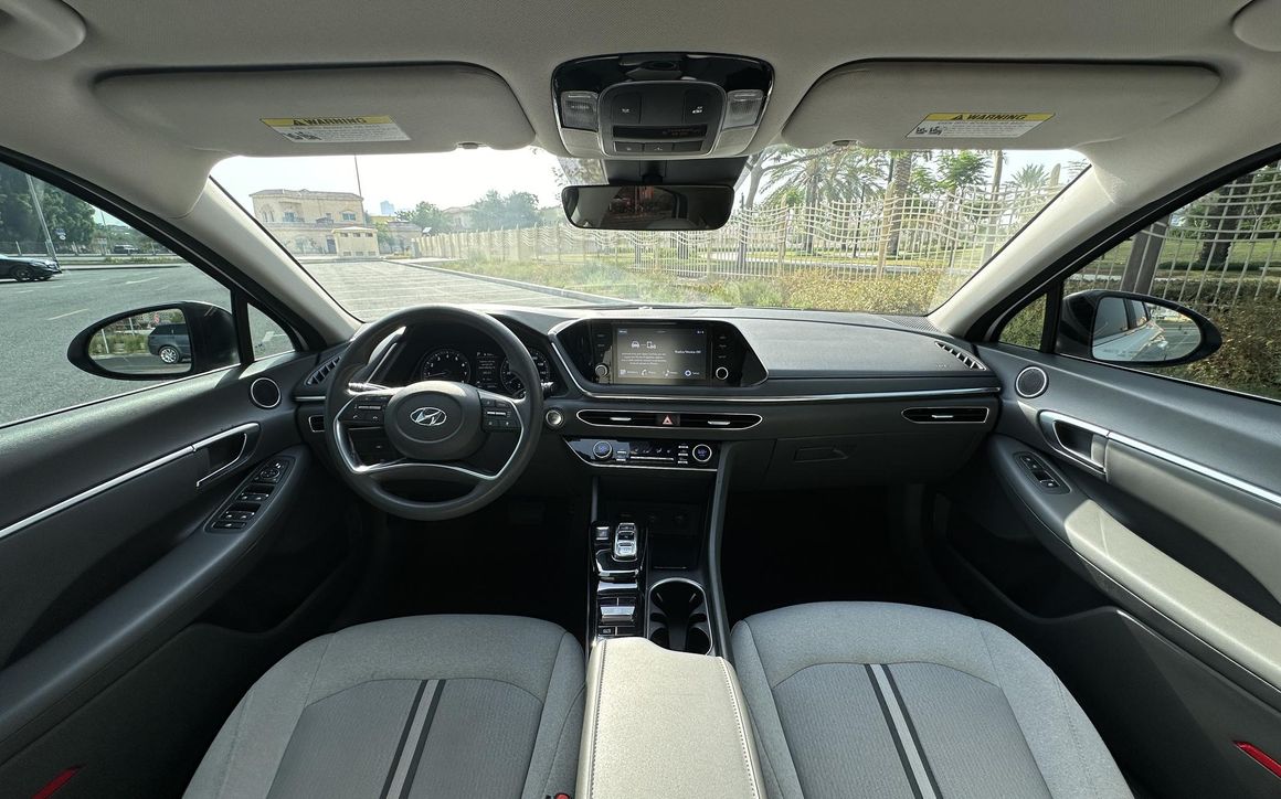 Hyundai Sonata - image 16