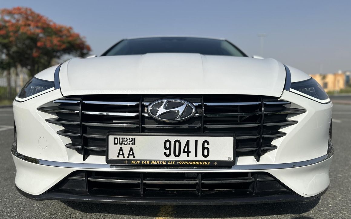 Hyundai Sonata - image 10