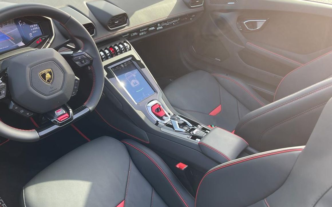 LAMBORGHINI HURACAN - image 10