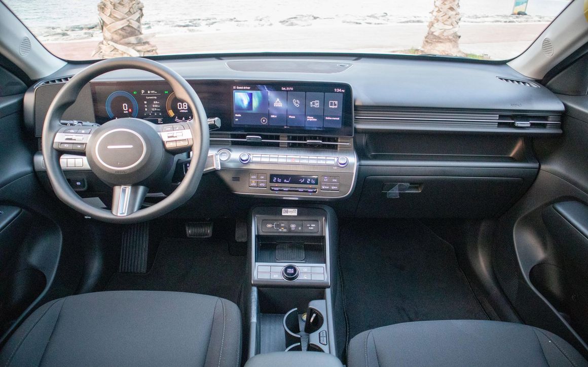 HYUNDAI KONA - image 3