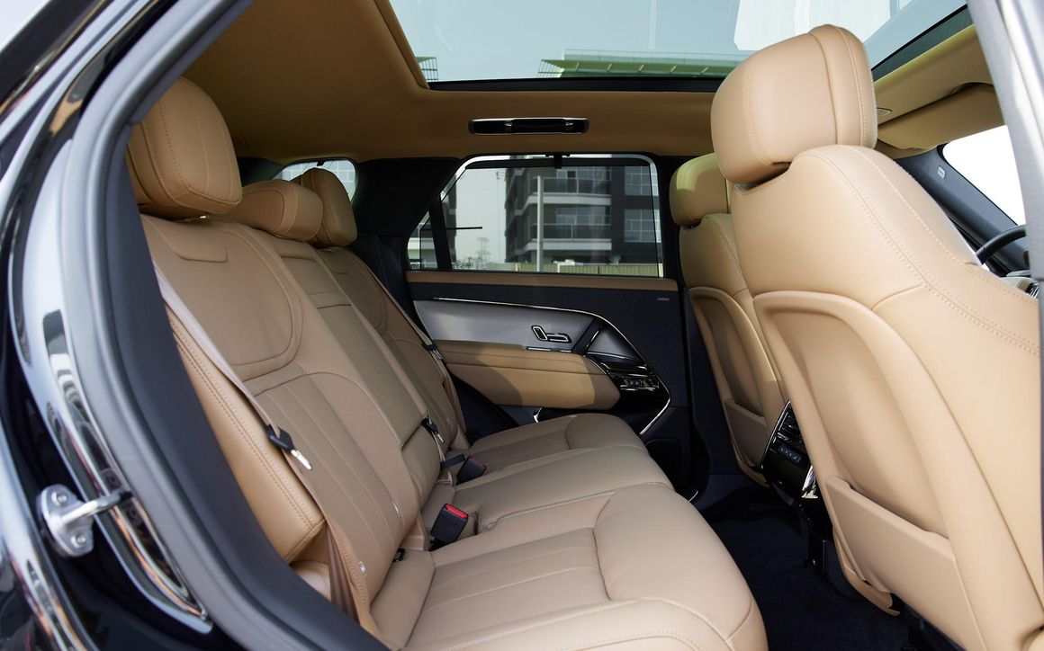 Range-Rover Sport - image 10