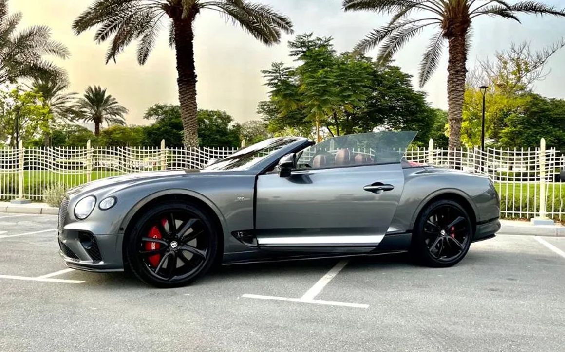 BENTLEY CONTINENTAL GTC - image 3