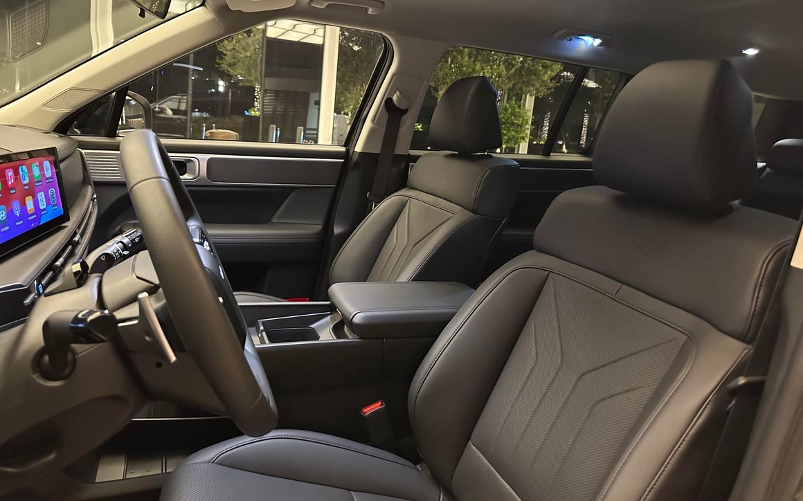 Hyundai Santa Fe Green - image 9