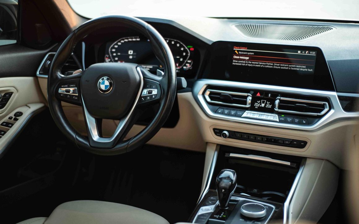 BMW 330I - image 15