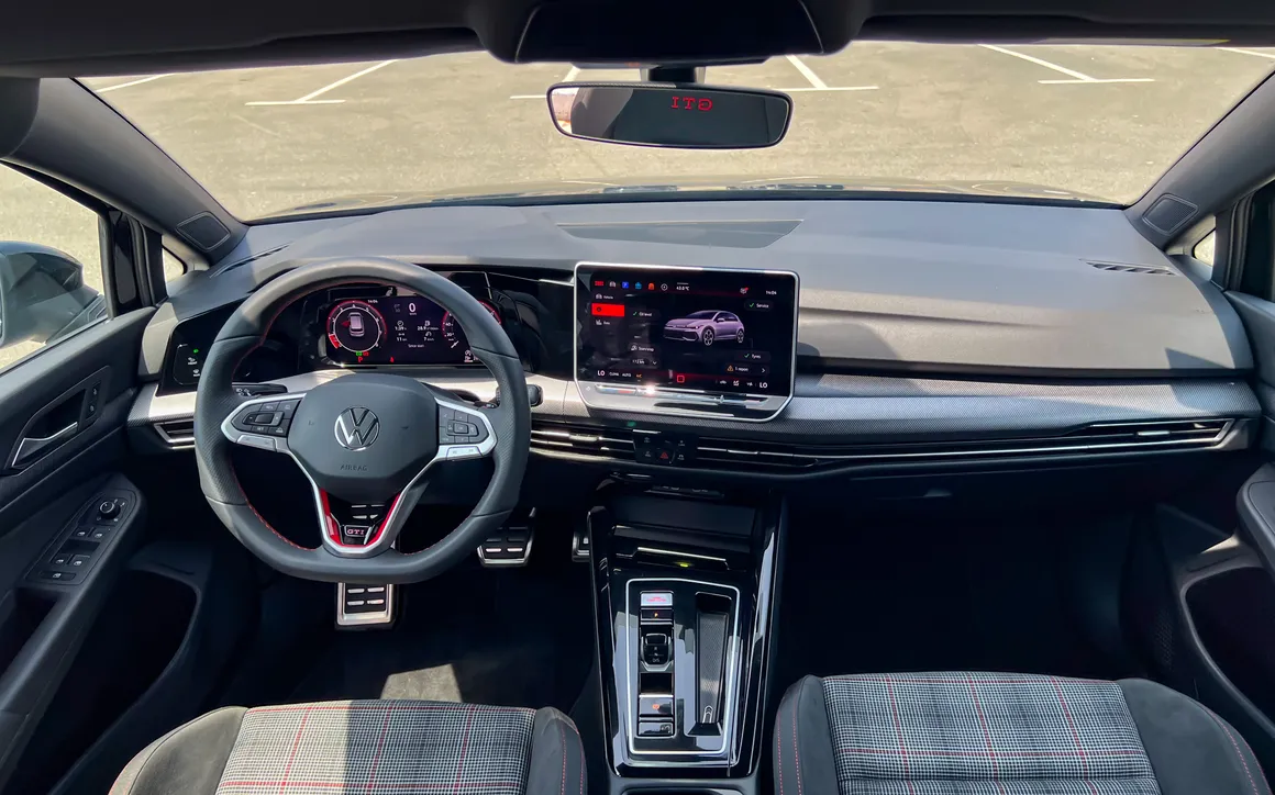 Volkswagen Golf8 GTI Base - image 6