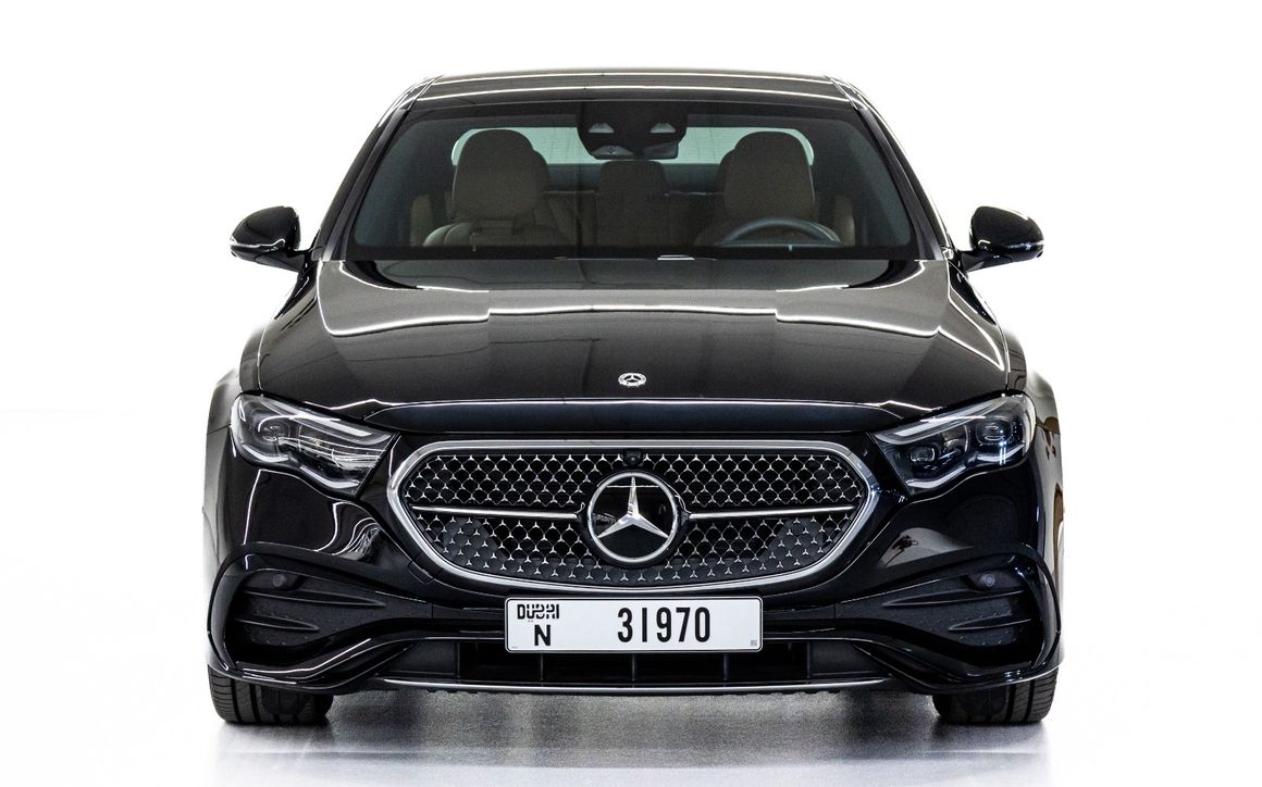 Mercedes E 300 - image 3
