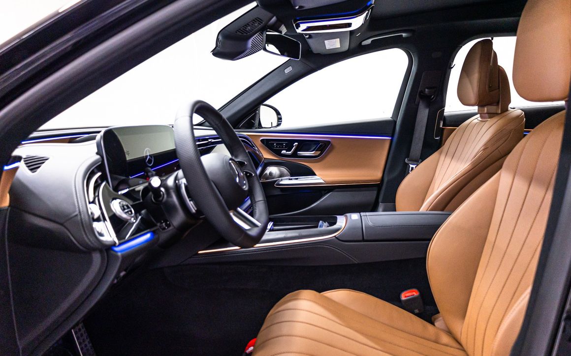 Mercedes E 300 - image 8