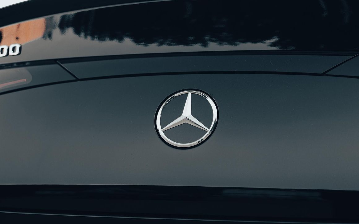 Mercedes Benz GLC200 Coupe Black - image 10