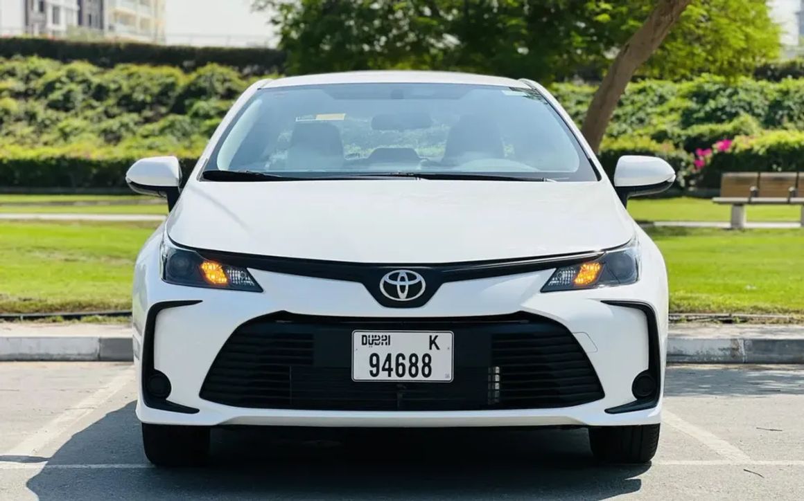 TOYOTA COROLLA - image 2