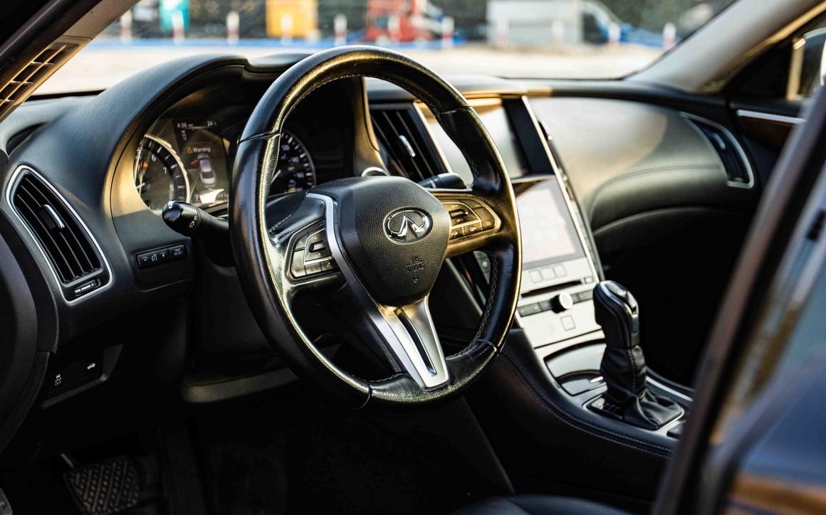 INFINITI Q50 - image 12