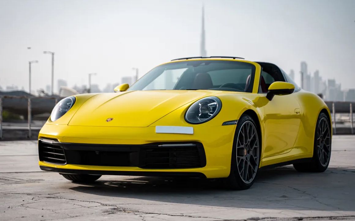 PORSCHE 911 TARGA 4S - image 1