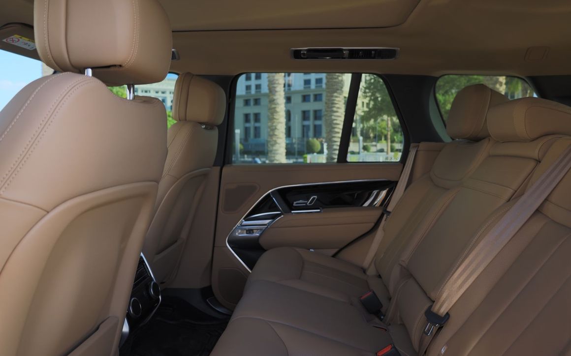 Range Rover Vouge - image 10