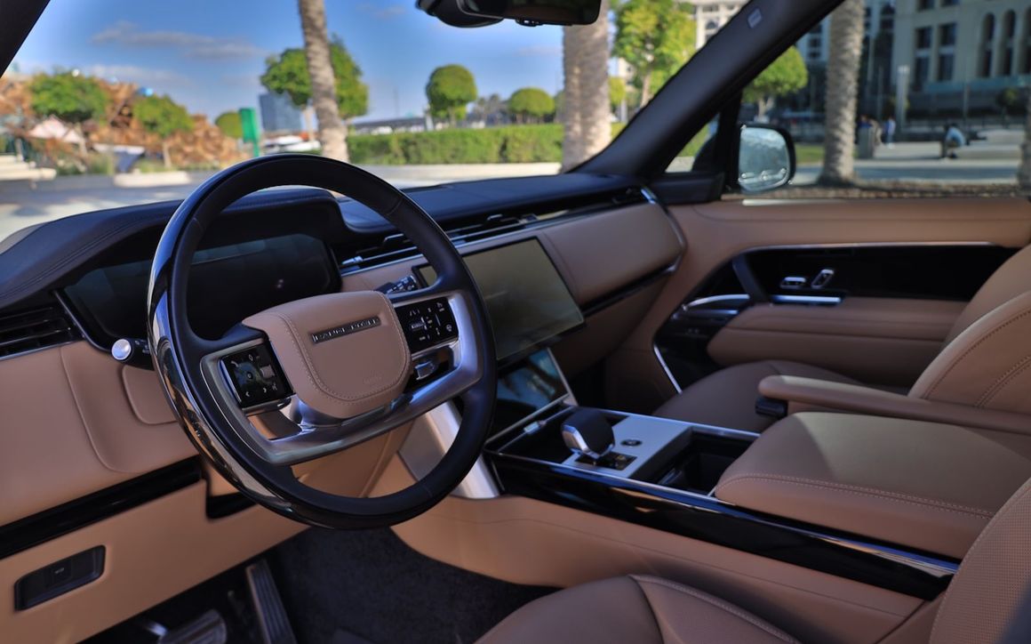Range Rover Vouge - image 8