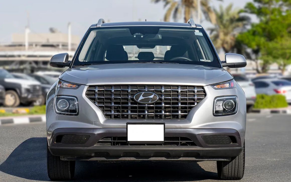 HYUNDAI VENUE - image 3