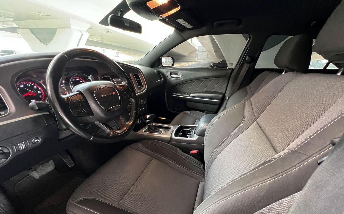Dodge Charger - image 8