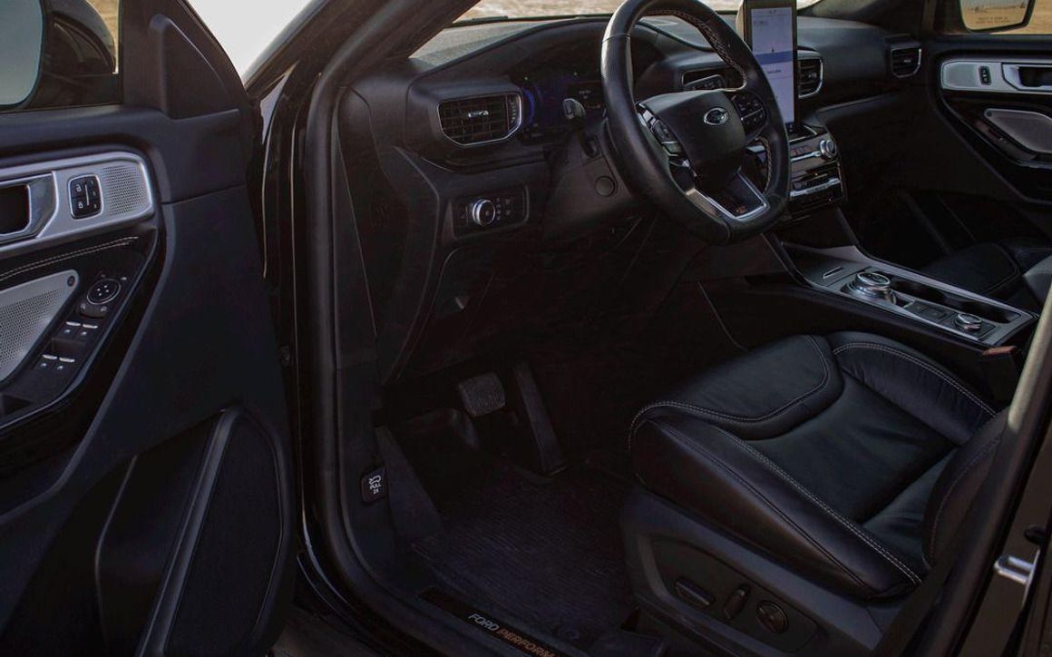 FORD EXPLORER ST - image 9