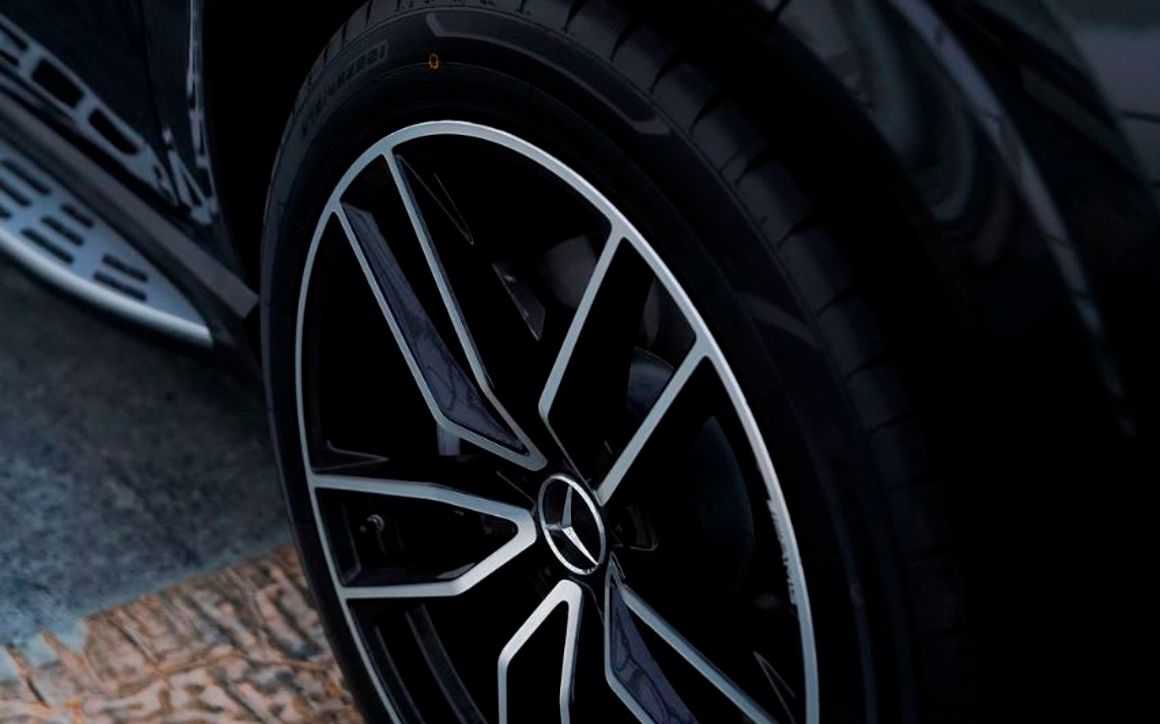 Mercedes GLE 450 (7 seat) - image 8
