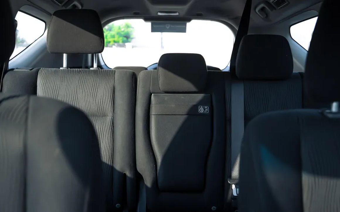 MITSUBISHI MONTERO - image 6