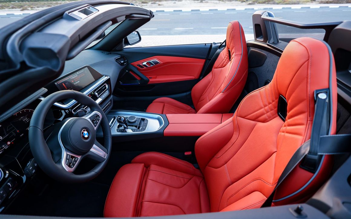 BMW Z4 Convertible Blue - image 9