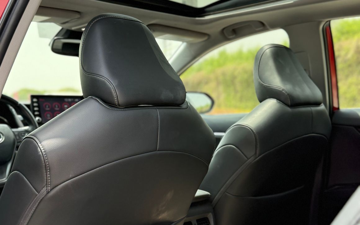 TOYOTA CAMRY XSE - image 7