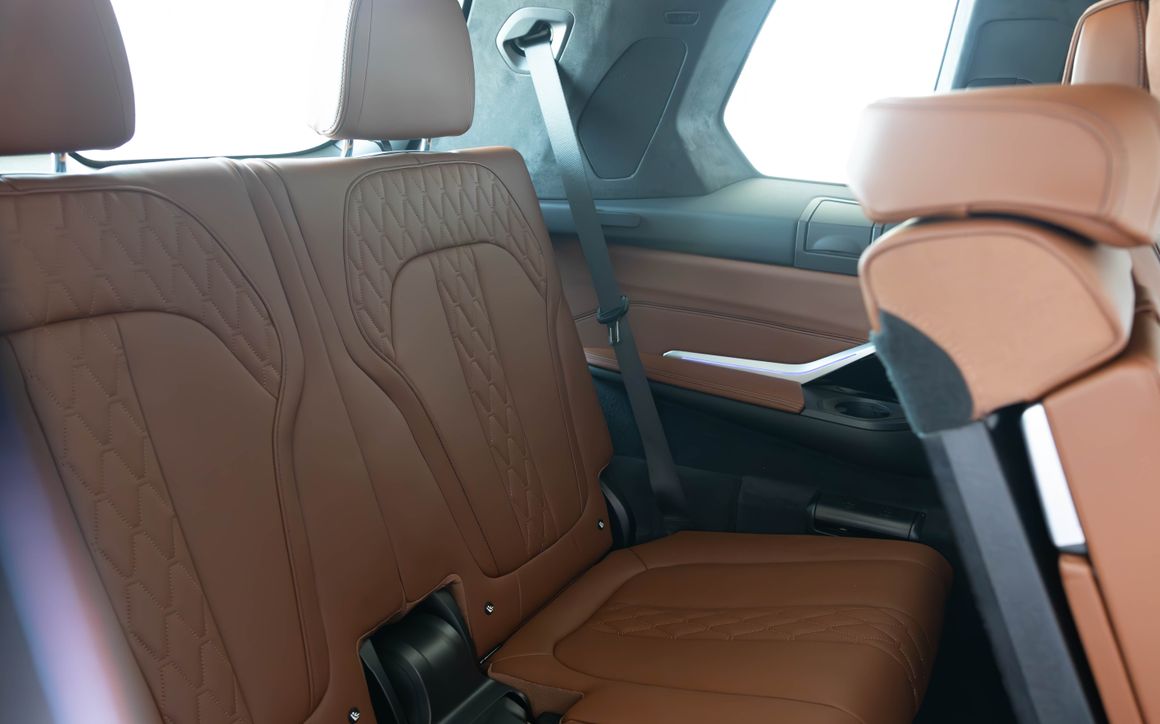 BMW X7 RESTYLING - image 15