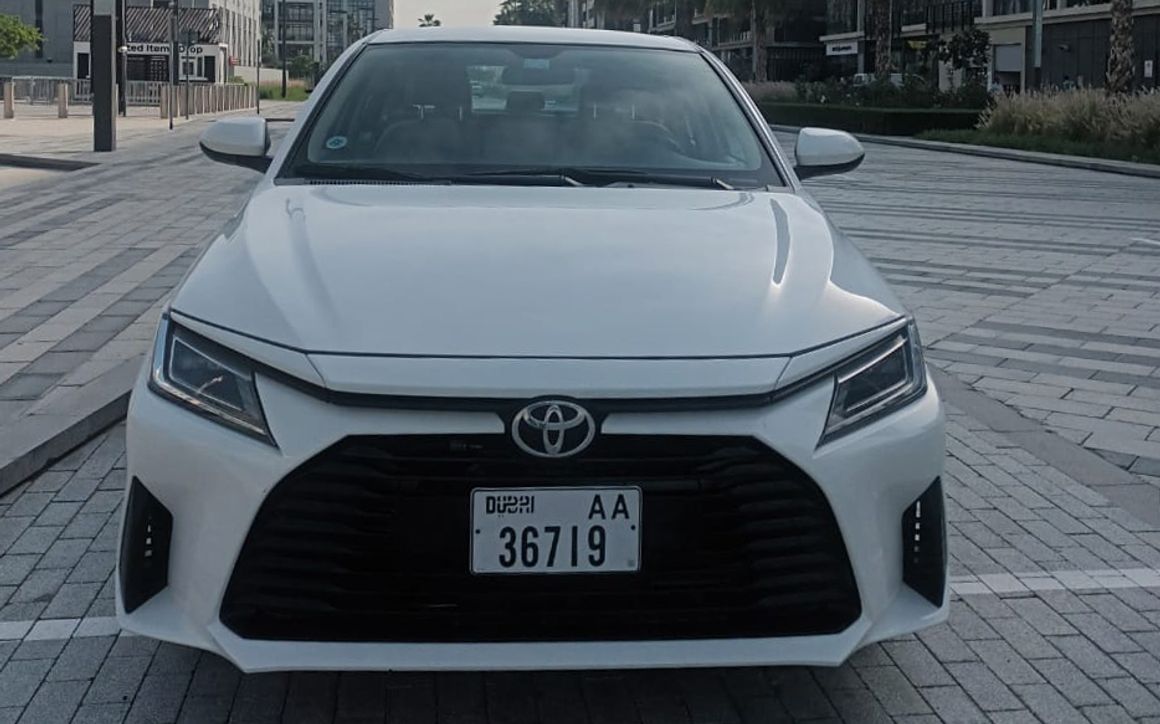 Toyota Yaris - image 3