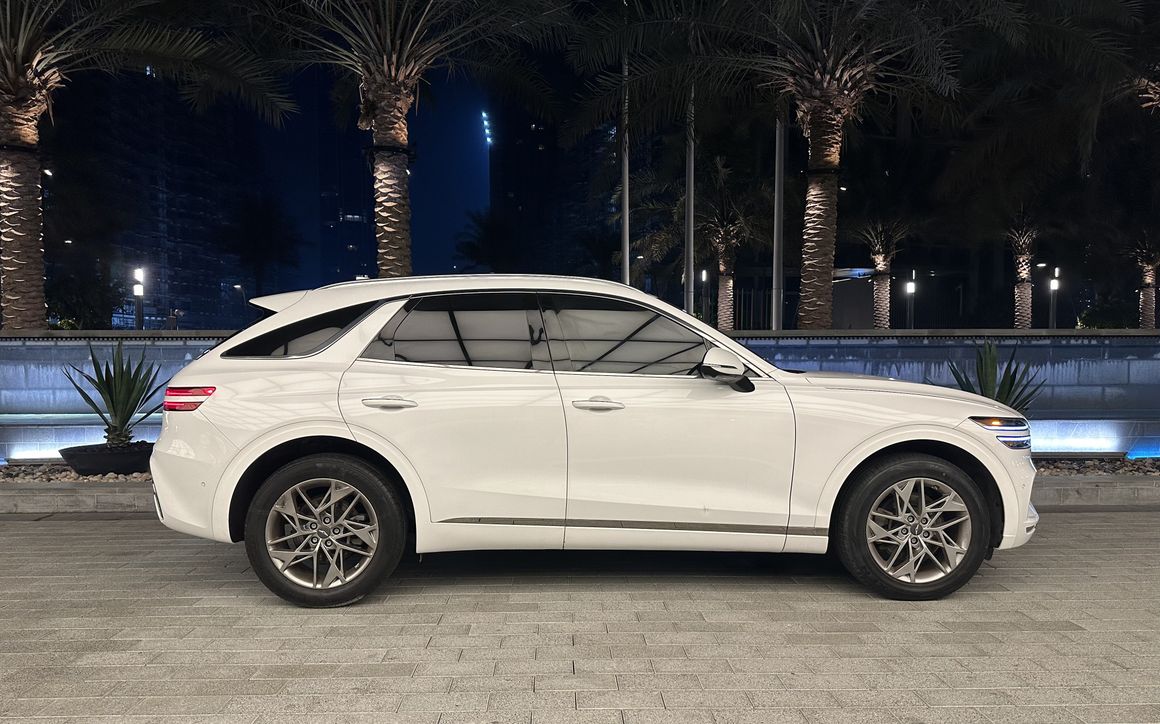 Genesis GV 70 - image 5
