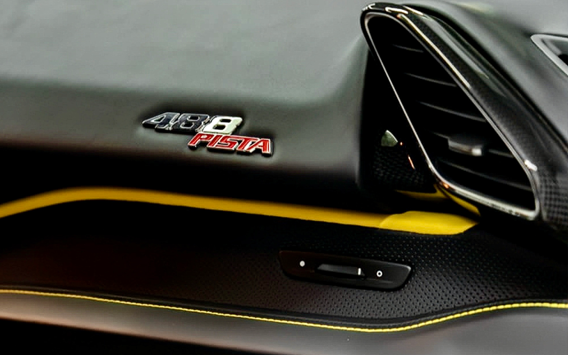FERRARI 488 PISTA - image 5