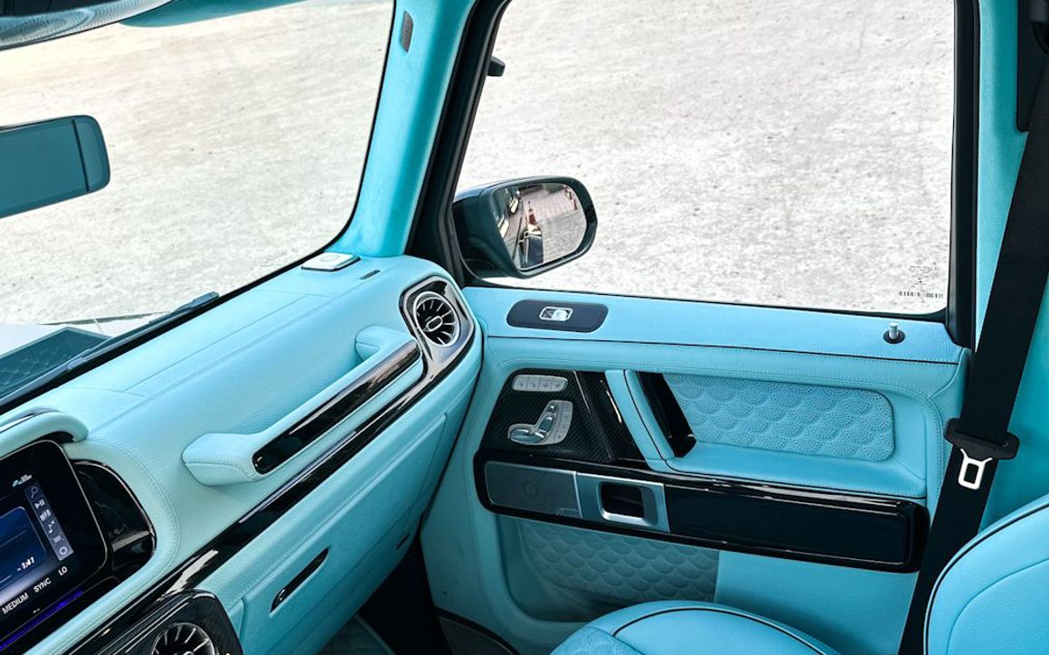 MERCEDES G 800 - image 18