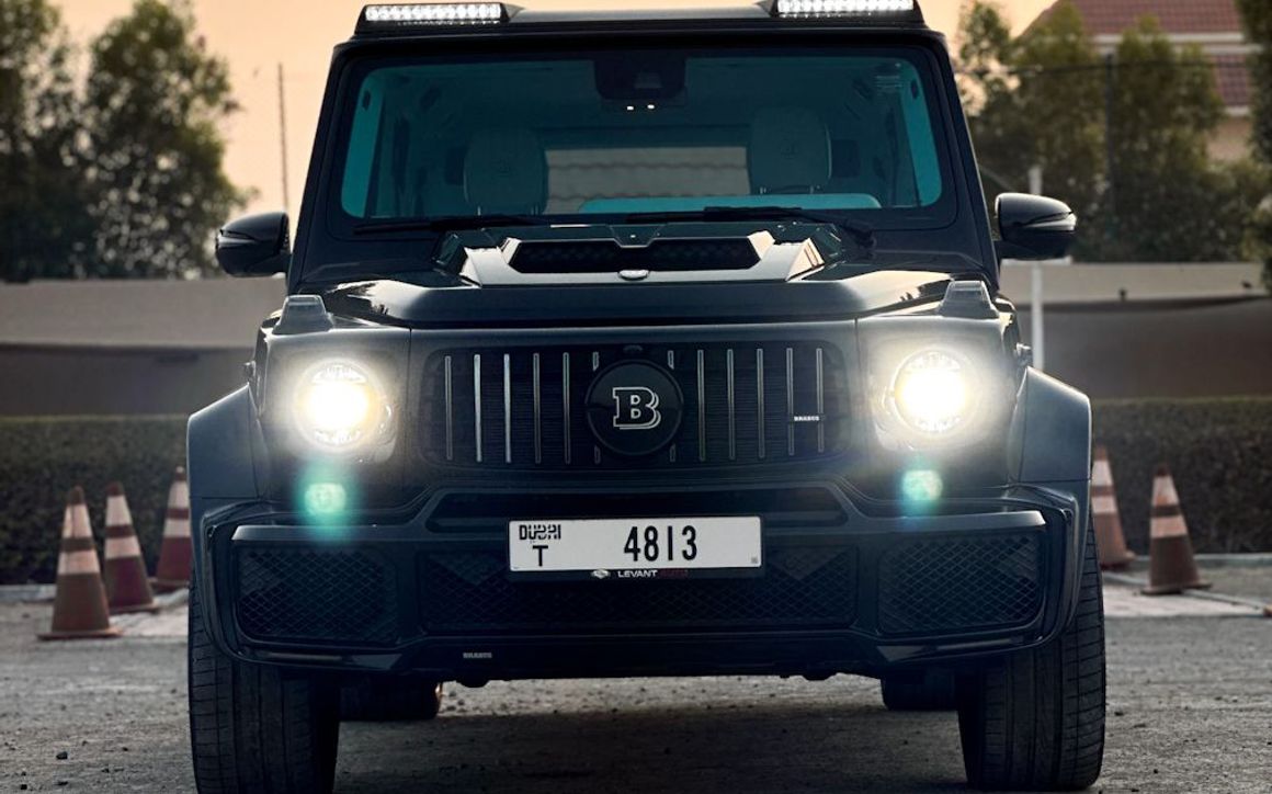 MERCEDES G 800 - image 2